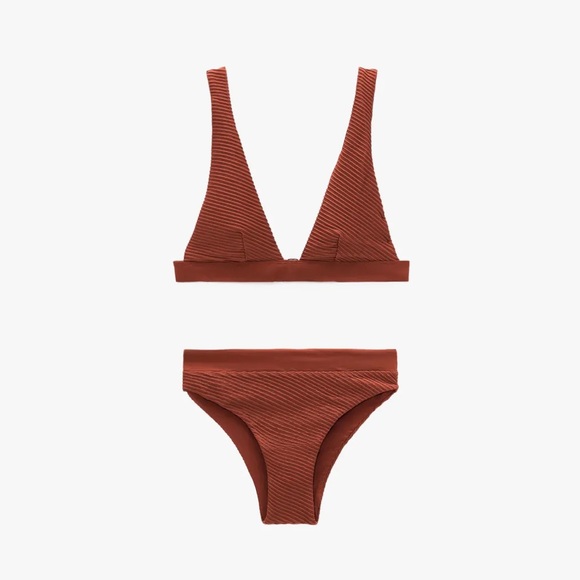 Zara Swimsuit - Picture 1 of 3
